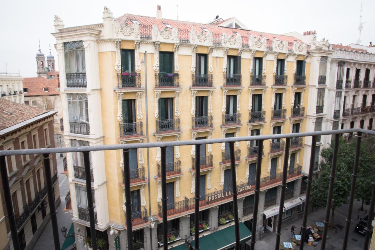 Disfruta, en la misma Plaza Mayor bonito y amplio Madrid Exterior foto